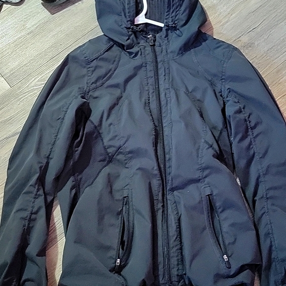 Coat - Picture 1 of 5